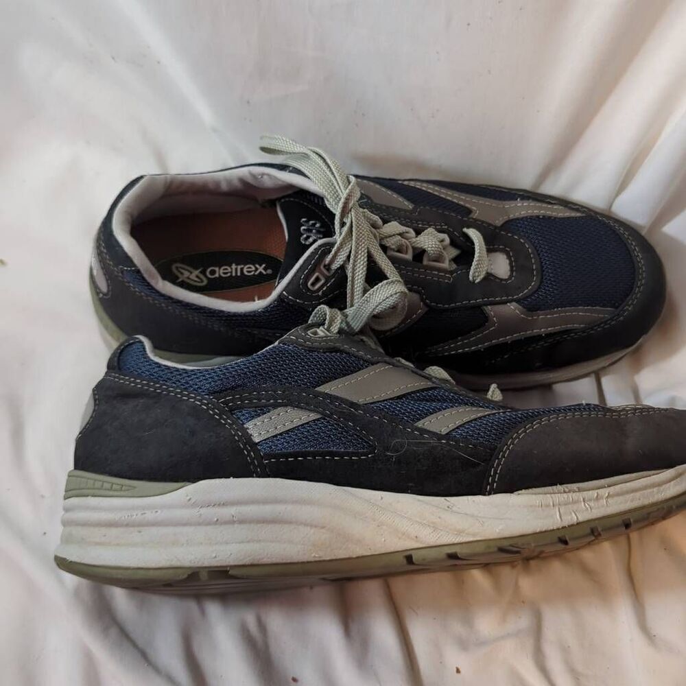 SAS men's sneakers 10 wide